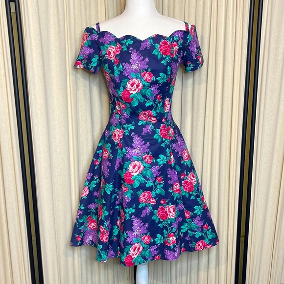 Vintage Dresses & Skirts - VINTAGE- COLD SHOULDER PURPLE ROSE & FLORAL DRESS WITH TULLE SIZE XS TO S